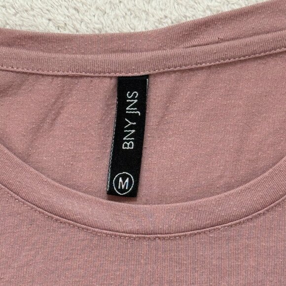 BNY JNS 'Blonde Lady' Graphic Tee - Picture 2 of 2